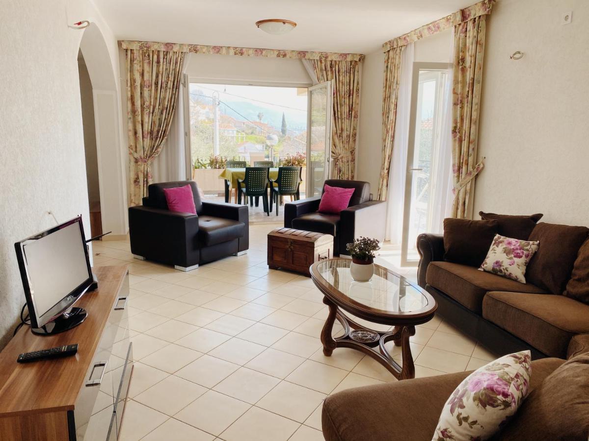Apartments Sneki Baošići Dış mekan fotoğraf