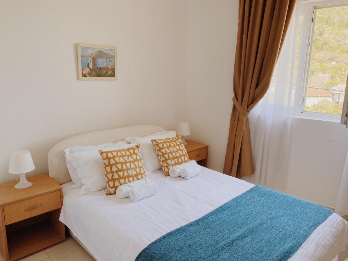 Apartments Sneki Baošići Dış mekan fotoğraf