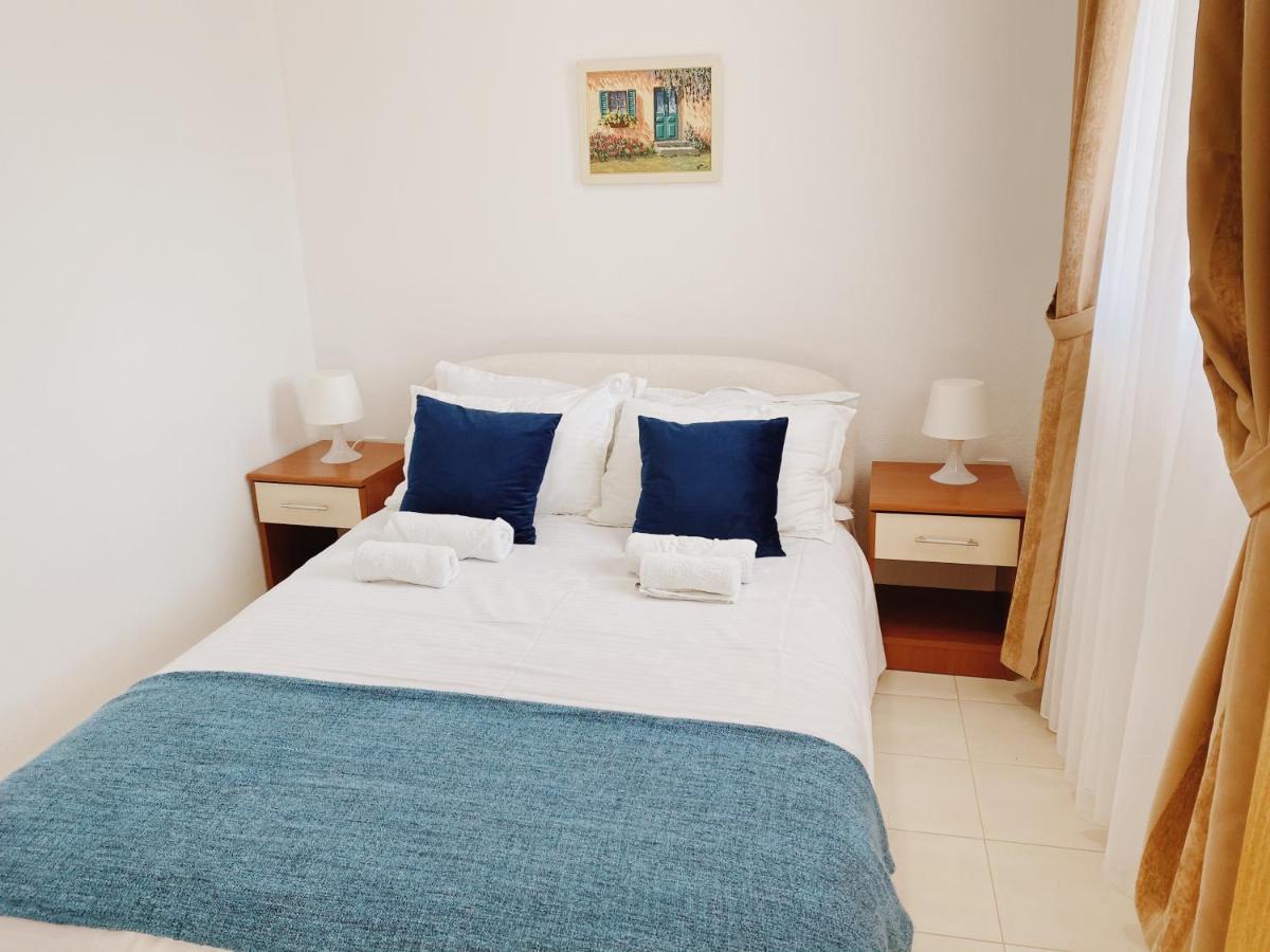 Apartments Sneki Baošići Dış mekan fotoğraf