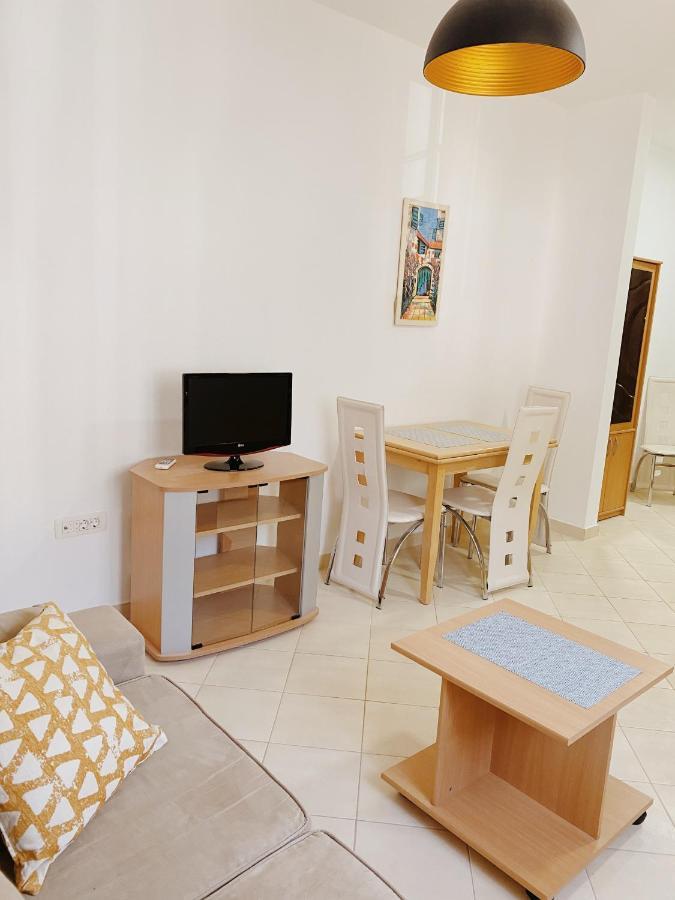 Apartments Sneki Baošići Dış mekan fotoğraf
