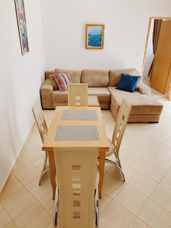 Apartments Sneki Baošići Dış mekan fotoğraf